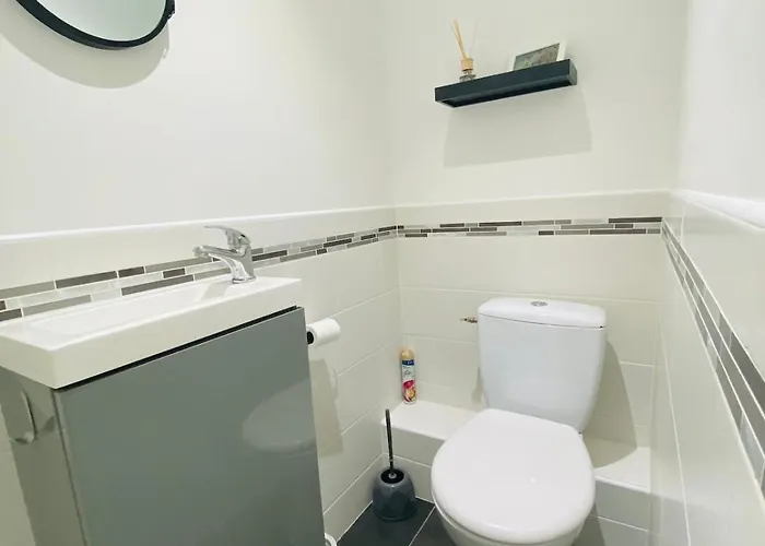 Yellow Proche De La Gare De Lägenhet *